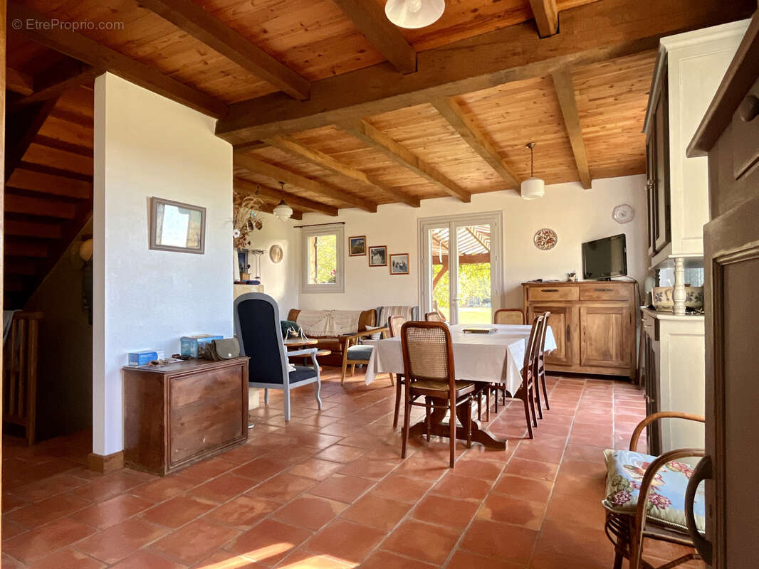 Maison à VILLAMBLARD