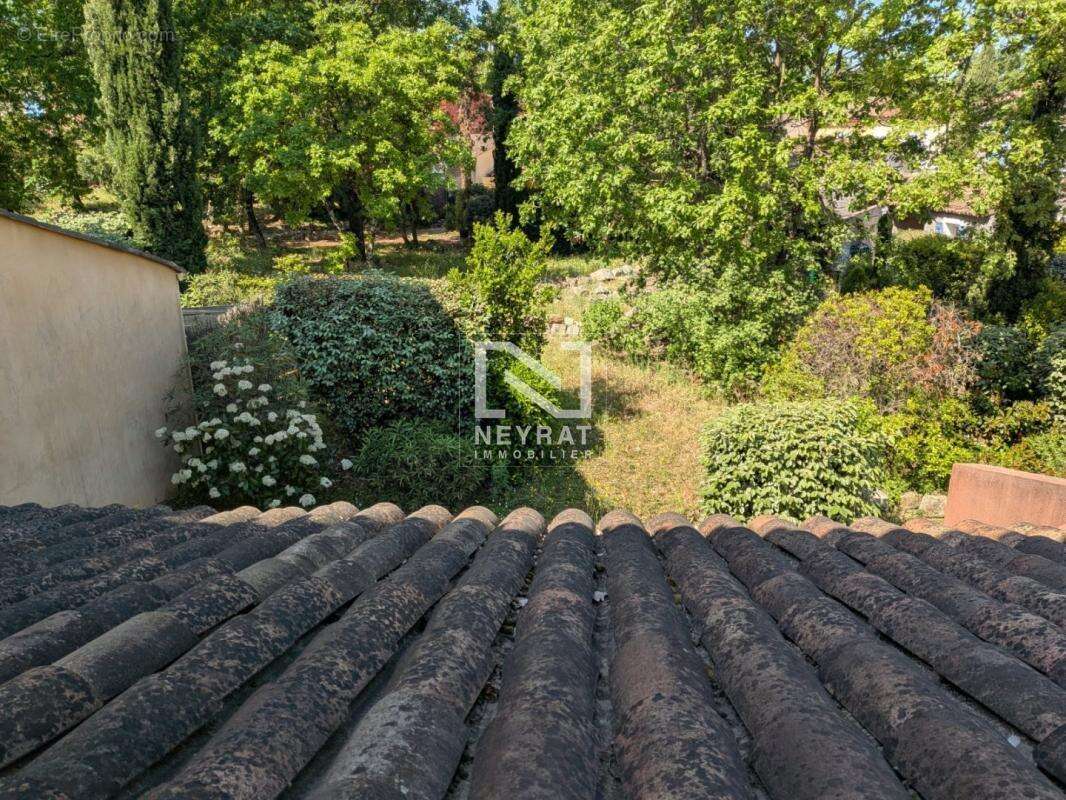 Fayence -  maisonnette t4 meublée en duplex avec jardin - photo 3