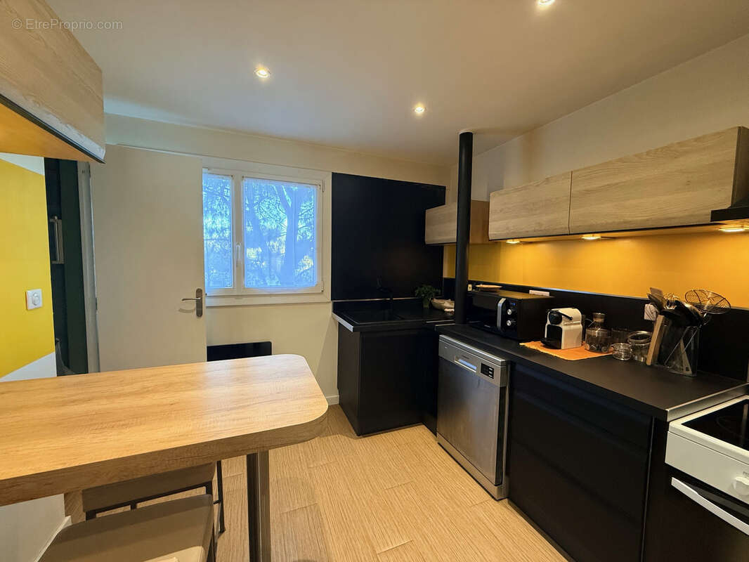 Appartement à MARSEILLE-9E