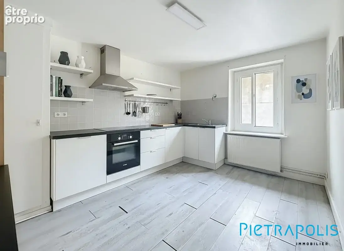 Appartement 139 m² à Gex  - photo 6