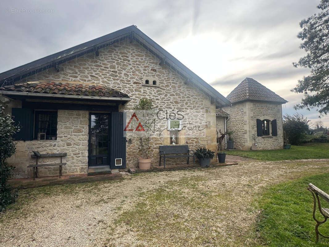 Maison à GORNAC