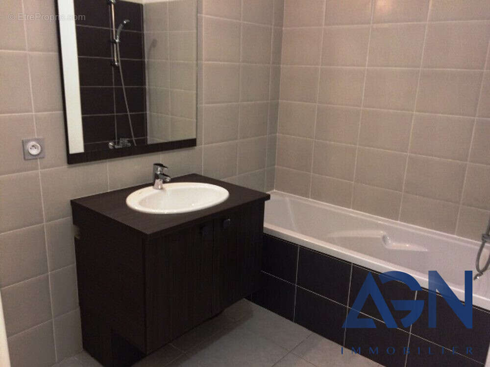 Appartement à JUVIGNAC