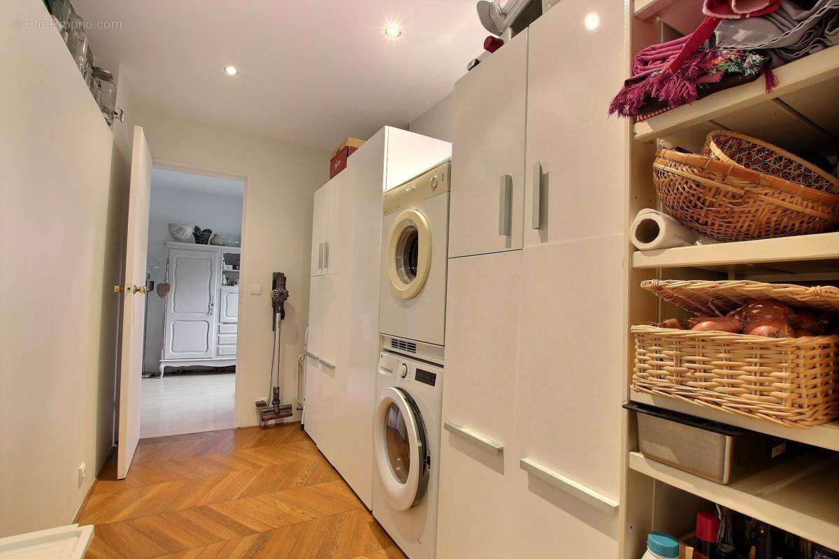 Appartement à COLOMBES