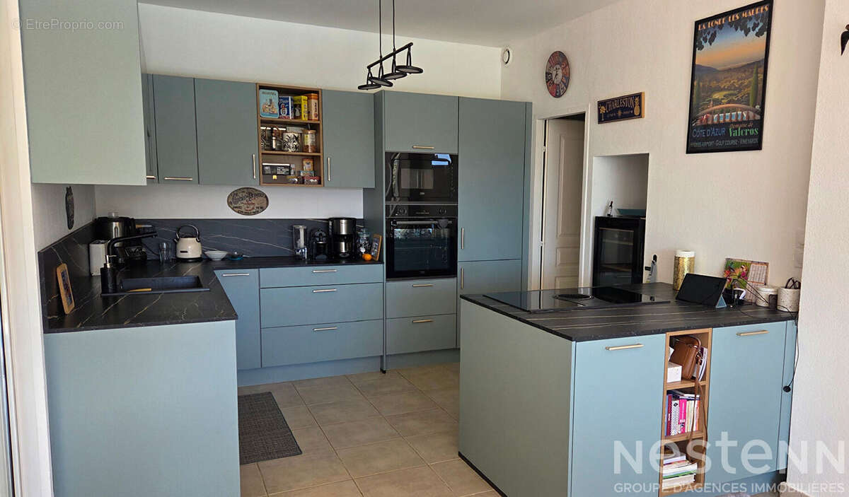 Maison avec vue exceptionnelle à vendre à La Londe-les-Maures - Secteur Valcros - photo 8
