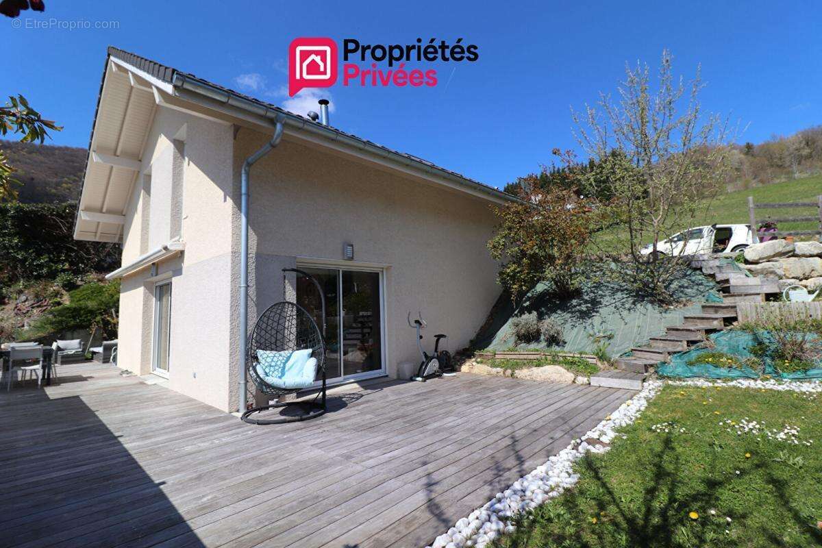 Maison à EPAGNY