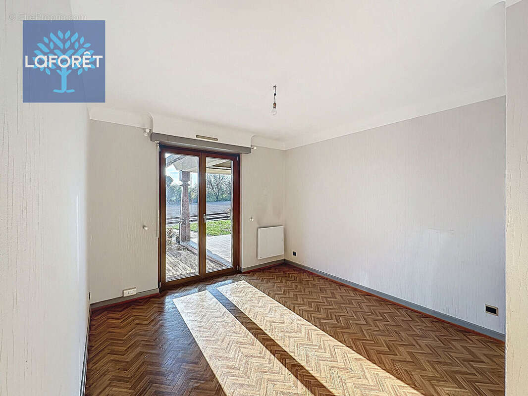 Maison Griesheim Sur Souffel 6 pièces 244m² - photo 6