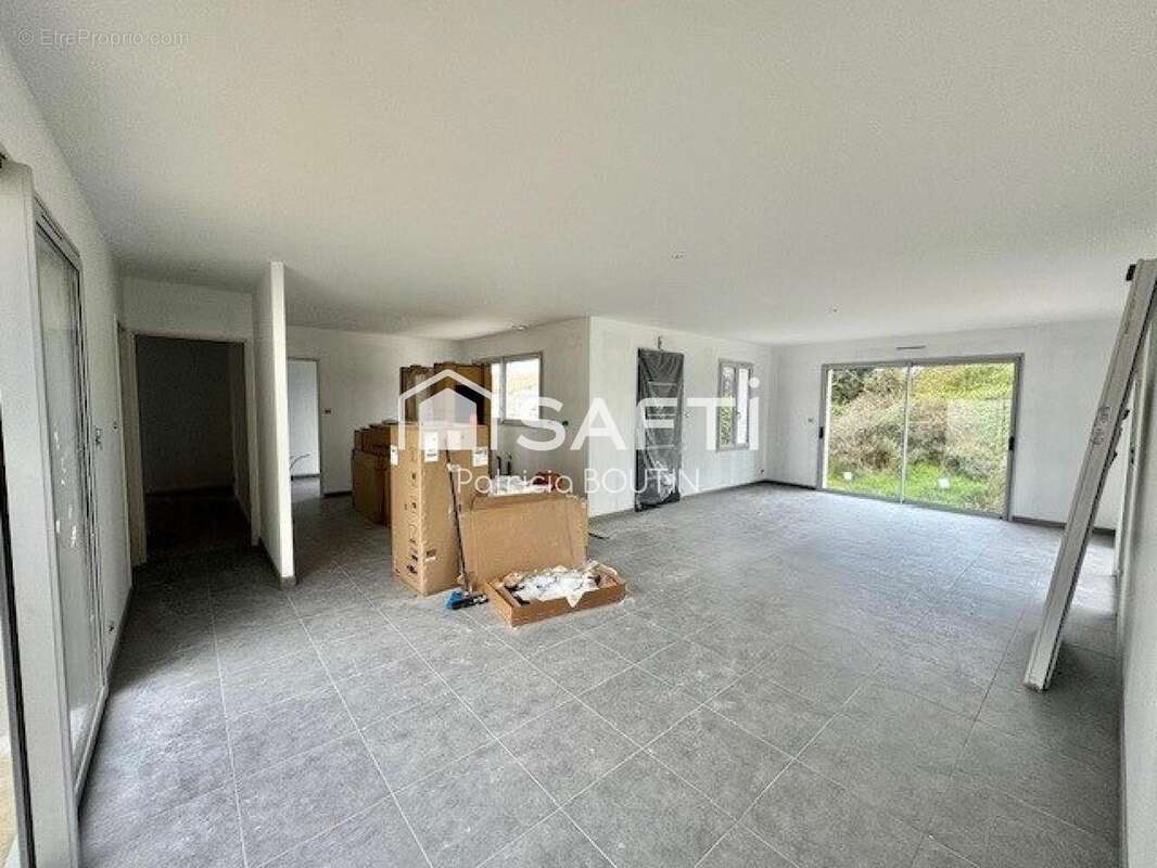 Photo 2 - Maison à ECHIRE