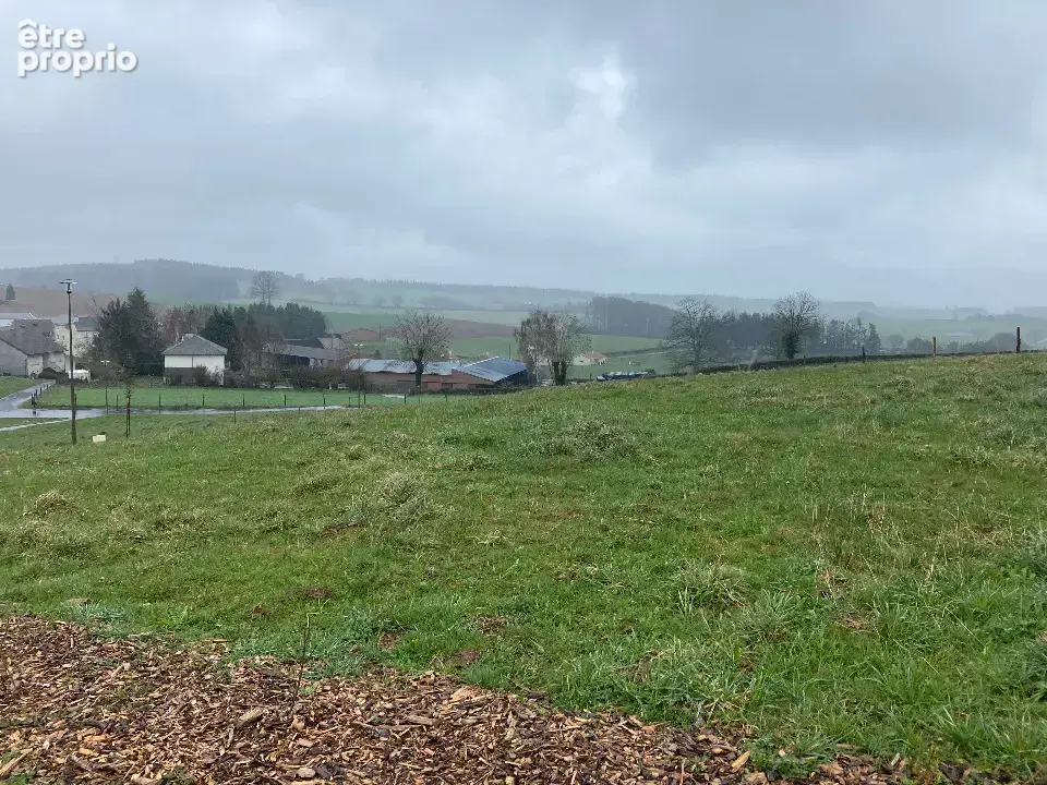 Terrain 555 m² à vendre à Lafeuillade-En-Vezie (15130) - photo 3