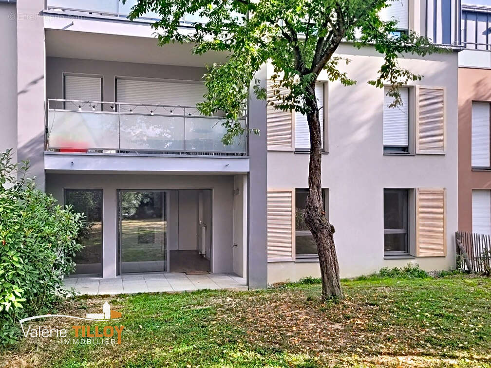 Appartement à SAINT-ERBLON