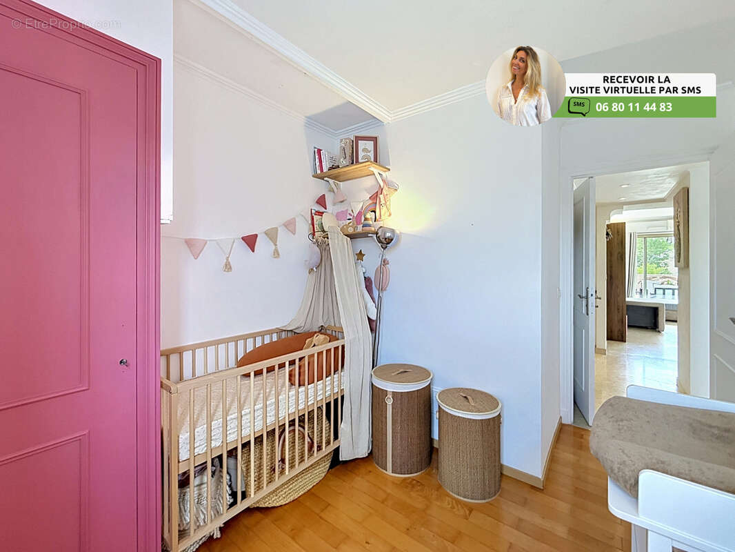 Appartement à MOUGINS