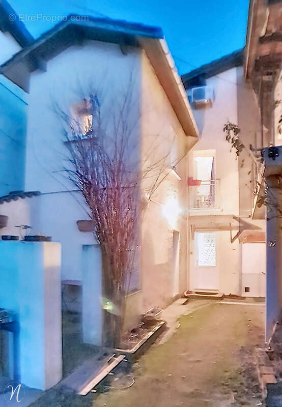 Maison à GRIGNY