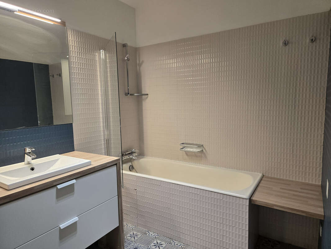 Appartement à MARSEILLE-7E