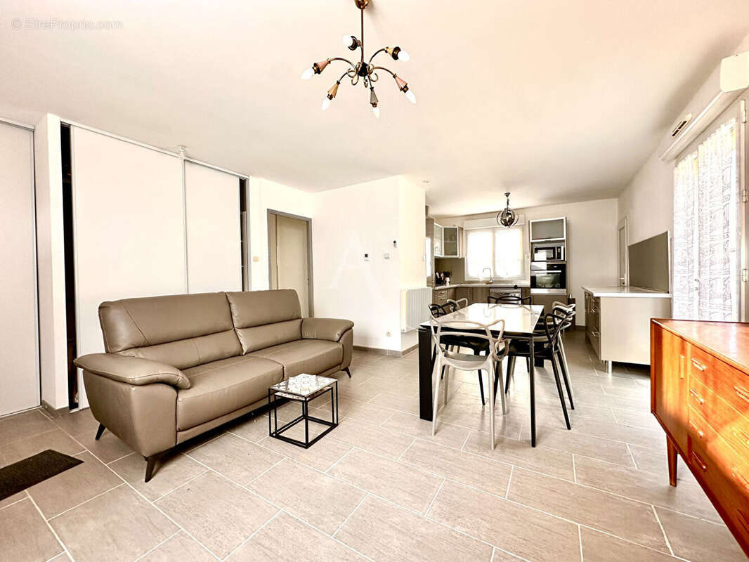 Maison à CHANTEHEUX