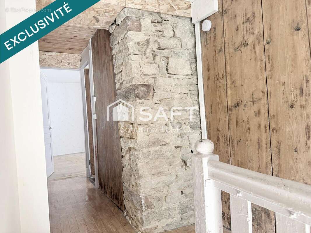 Appartement 160 m² à Sellieres  - photo 6