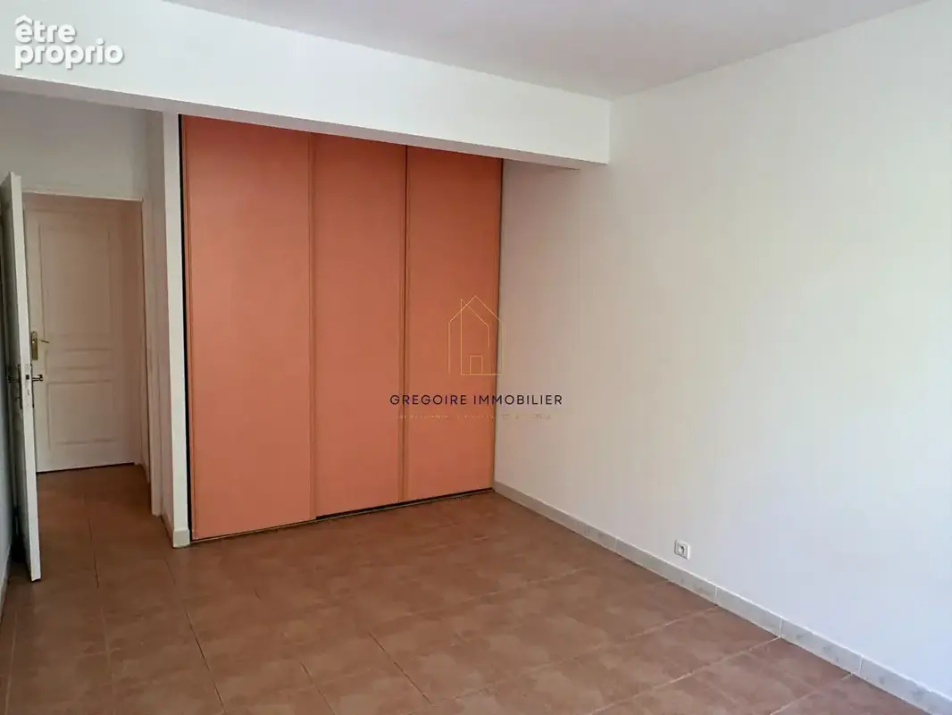 Appartement T3 spacieux et lumineux - Centre-Ville de Pertuis - photo 13