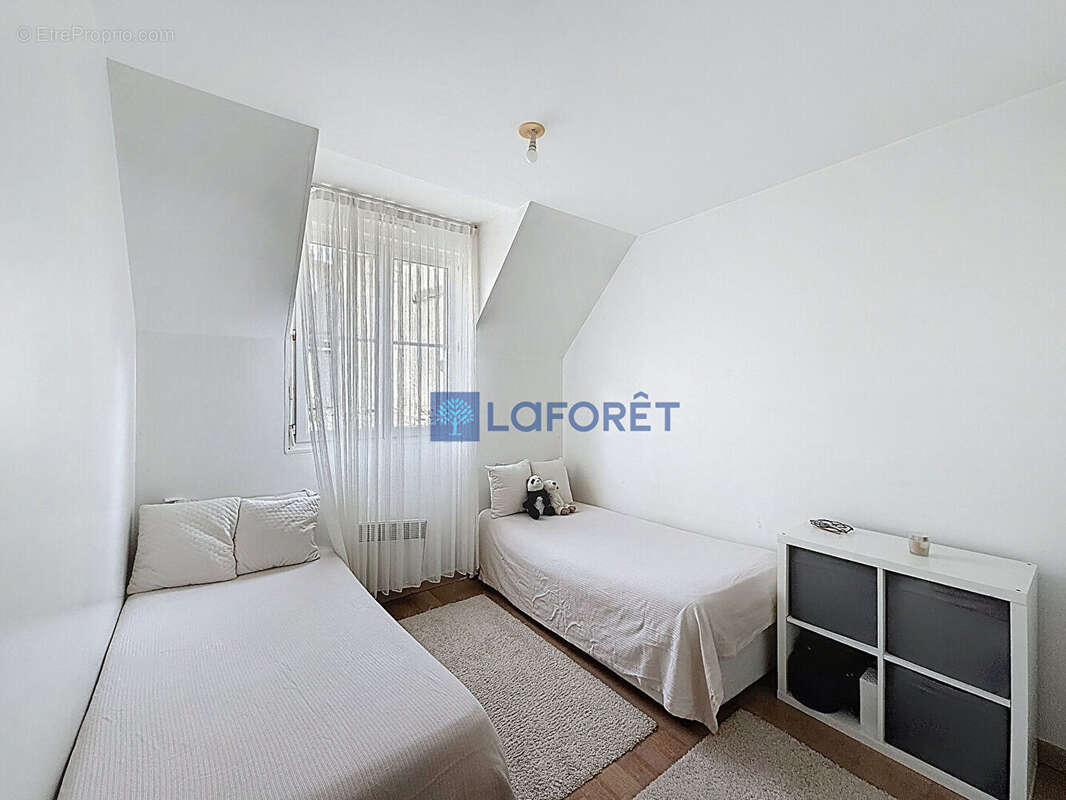 Maison à SAINTRY-SUR-SEINE