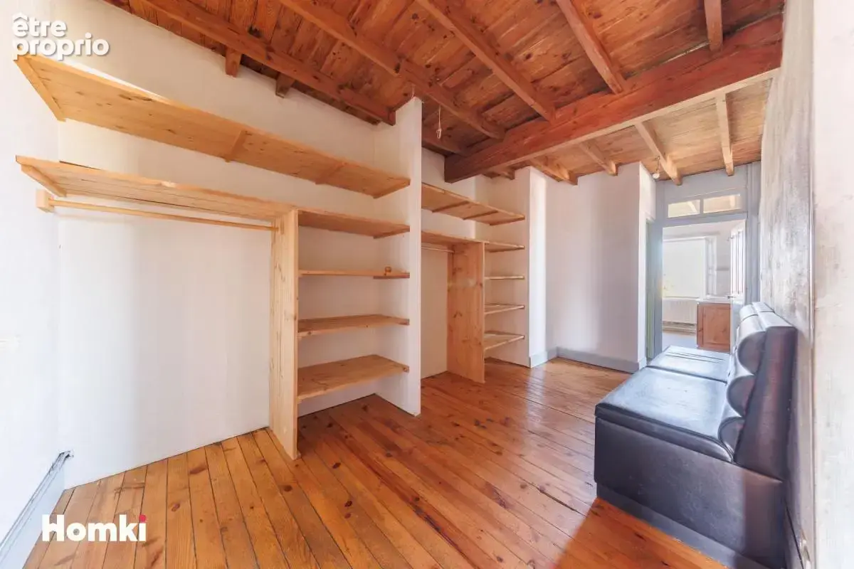Maison de ville T8 de 216 m à Courpière 63120 - photo 8