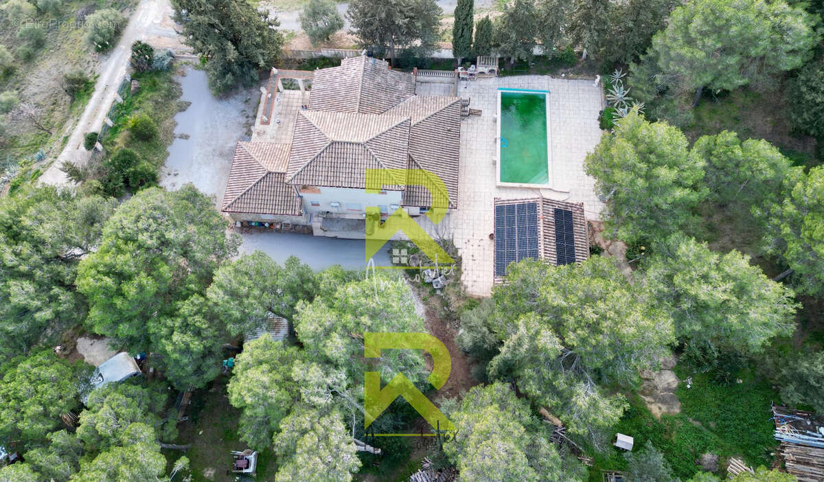Maison à LEZIGNAN-CORBIERES