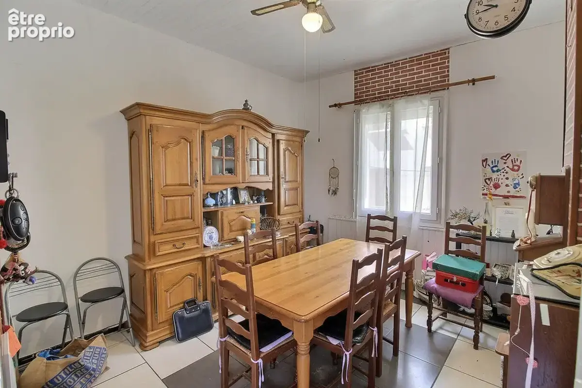 À vendre maison de village en r+2 avec cour de 11 m² en rez-de-chaussee - photo 2