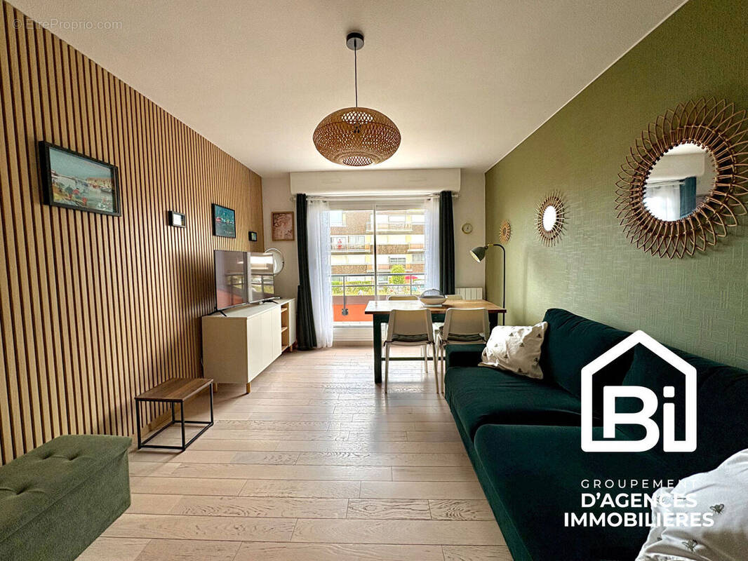 Appartement à COURSEULLES-SUR-MER