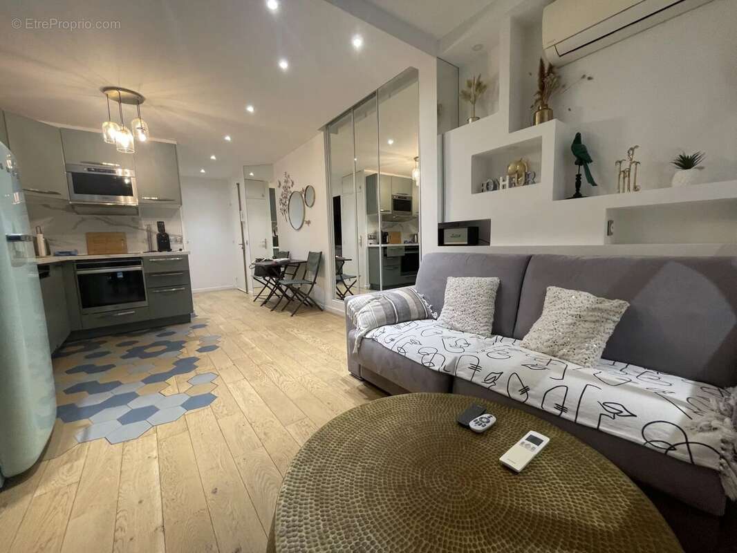 Appartement à CANNES