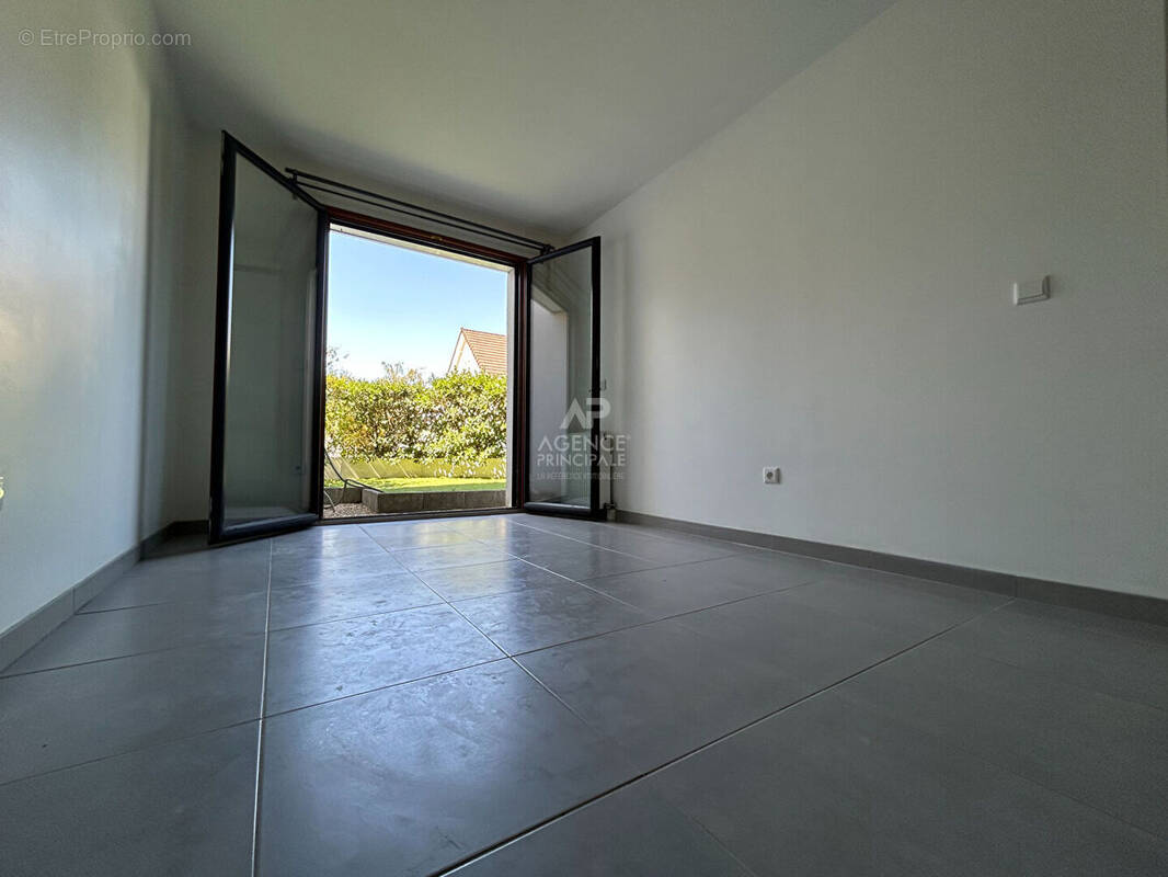 Appartement à CARRIERES-SOUS-POISSY