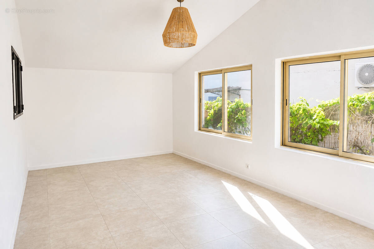 Maison à GRANS