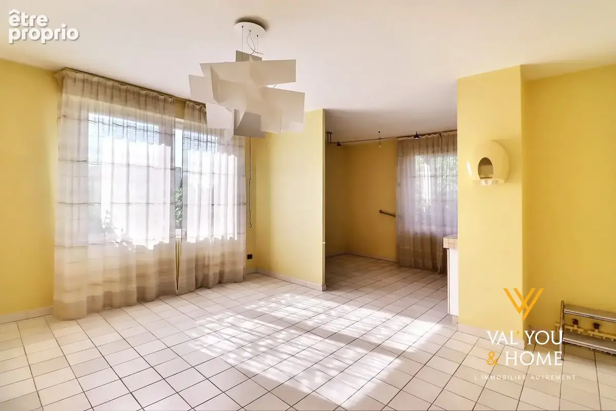 Maison individuelle plain-pied VAUGNERAY - photo 6