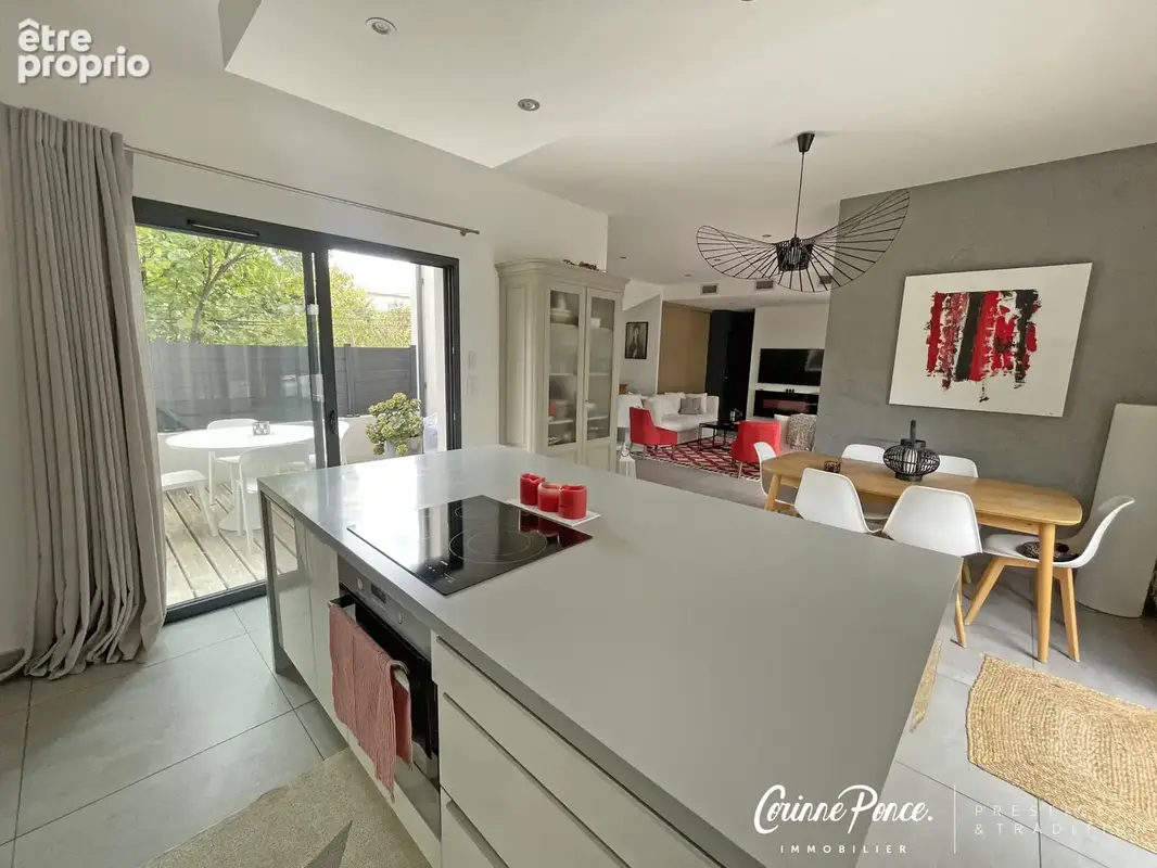 Nimes villa contemporaire standing quartier privilegie corinne ponce immobilier - photo 8