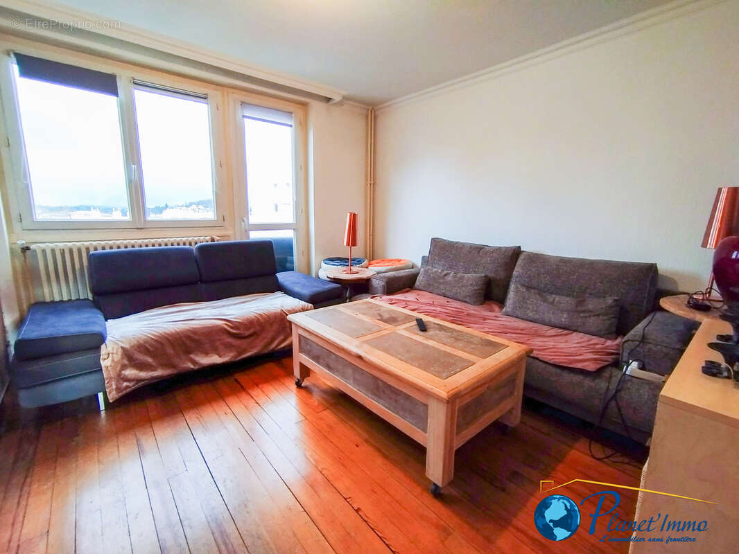 Appartement à SAINT-ETIENNE