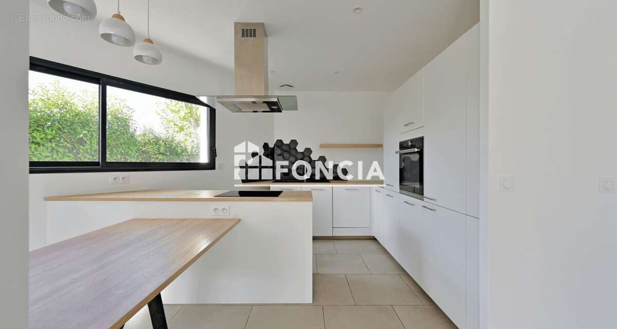 Maison à CANDILLARGUES