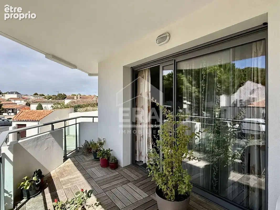 Appartement 2 chambres - EMPLACEMENT RARE HYPERCENTRE - Vaux-sur-mer. - photo 9