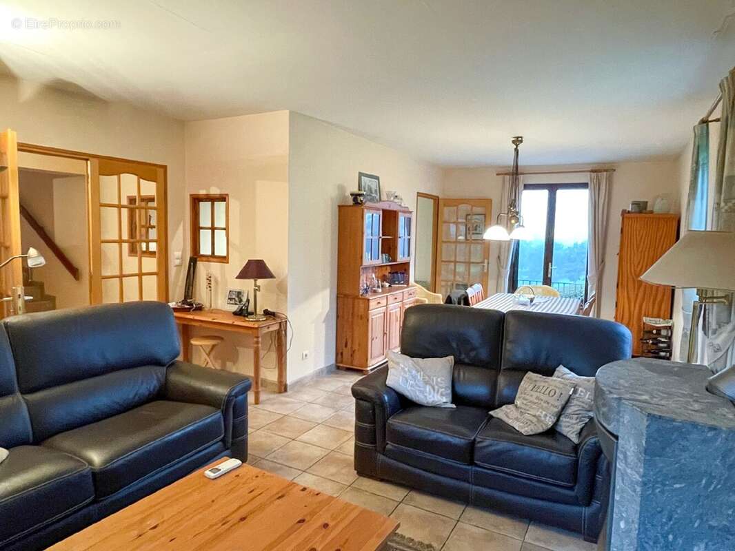 Maison à MARCILLAT-EN-COMBRAILLE