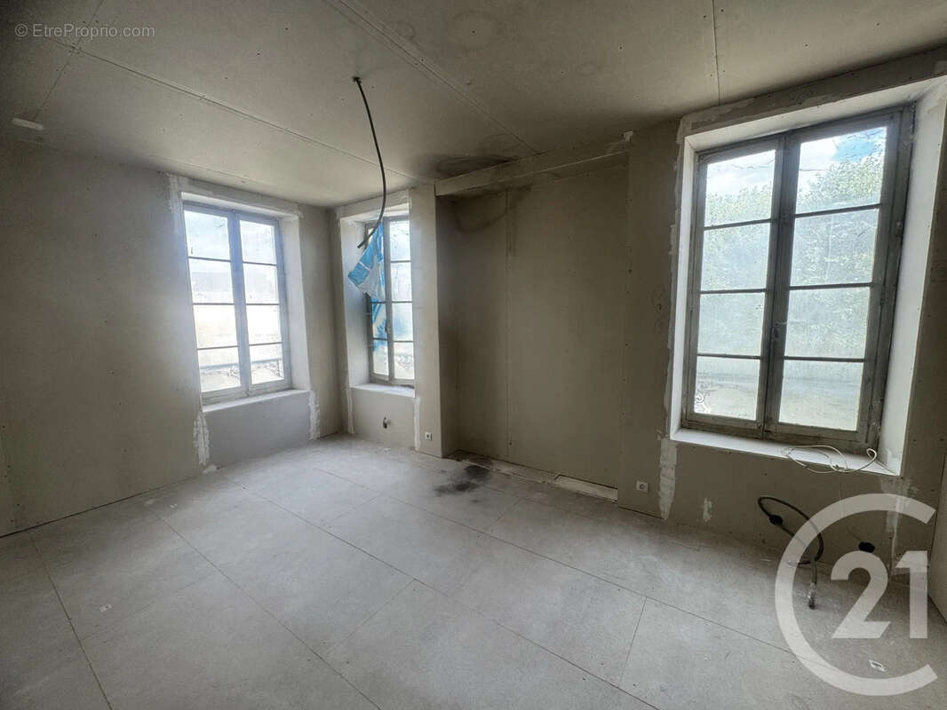 Maison 150 m² à Coulanges-Sur-Yonne  - photo 6