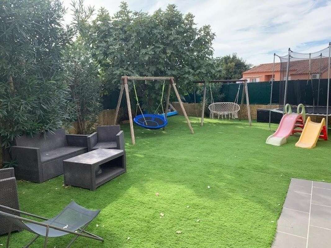 Photo 2 - Maison à SAINT-GILLES