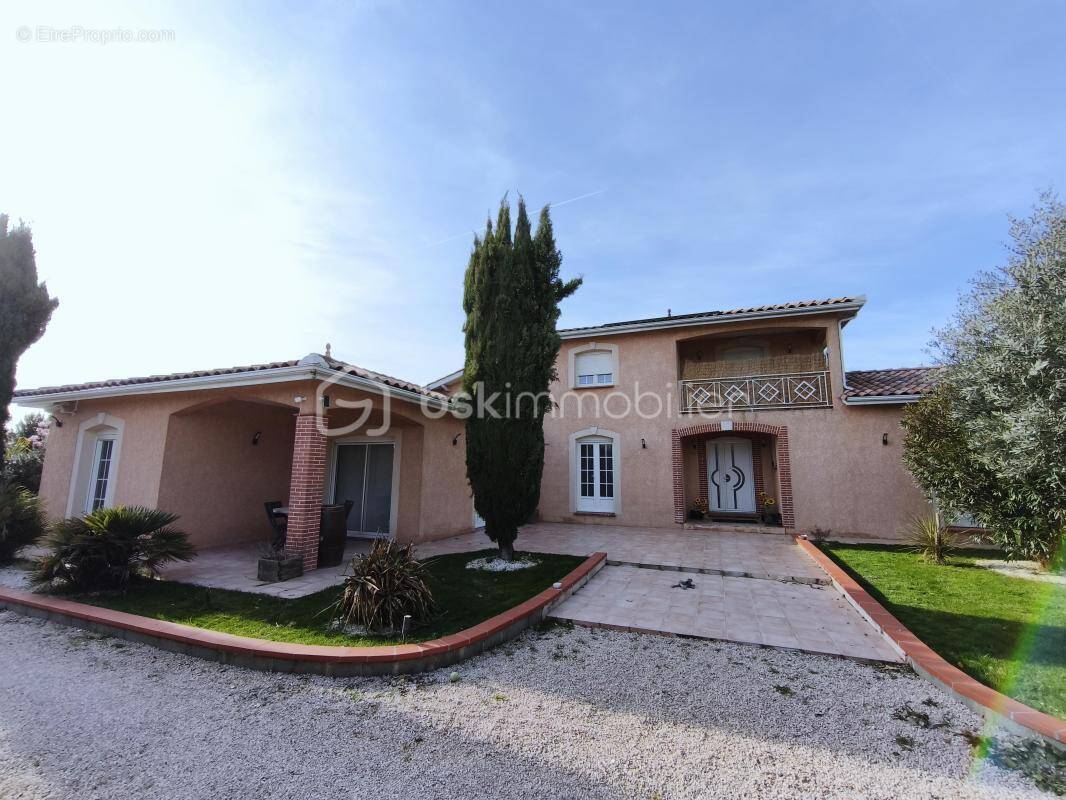 Maison à CASTELGINEST