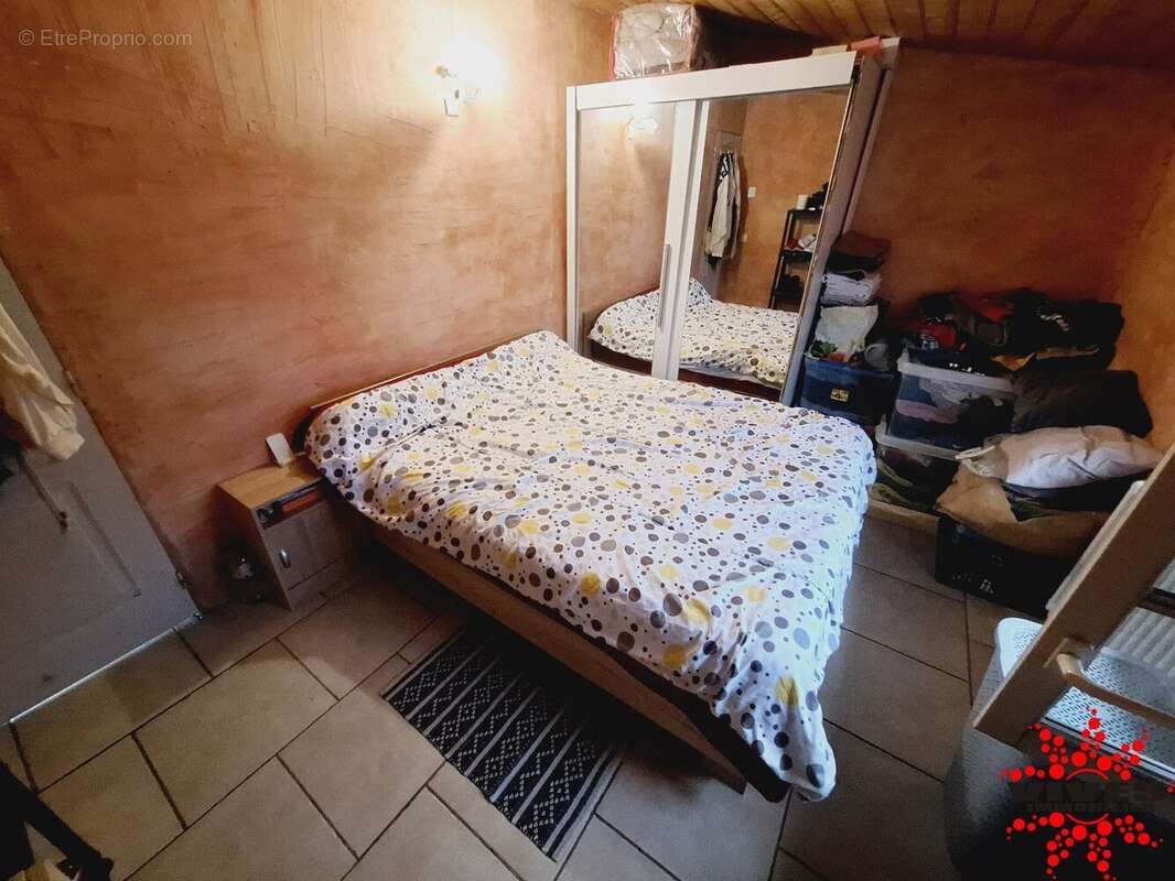 Maison à NISSAN-LEZ-ENSERUNE