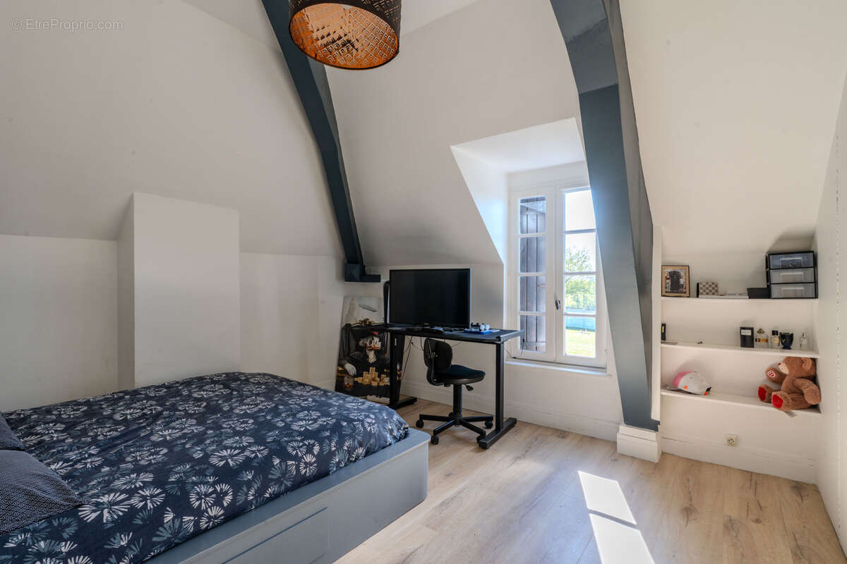 Propriété 5ha   4 maisons   piscine   tennis   idéal gîtes - photo 12