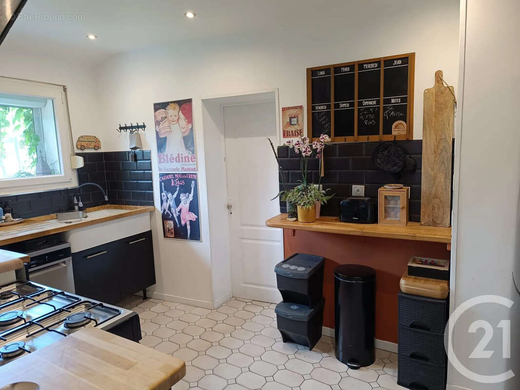 Maison 206 m² à Acy-En-Multien  - photo 5