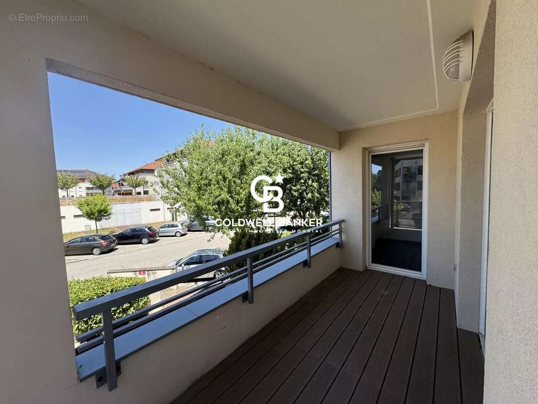 Appartement T4 avec jardin, terrasse et balcon à Ville-la-Grand, proche commerces - photo 11