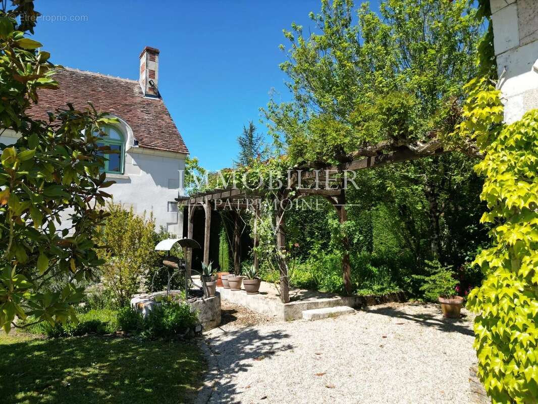 Maison à VALENCAY