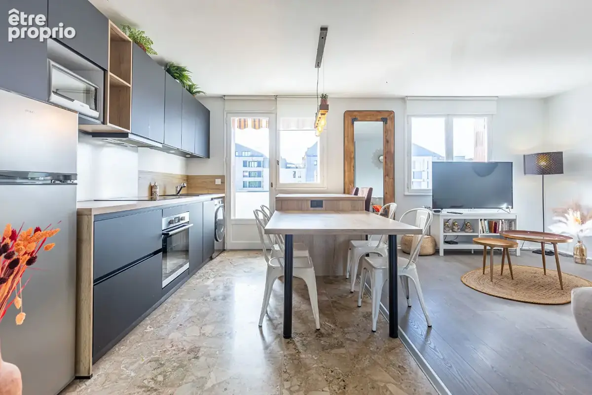 Agence immobiliere laforet - exclusivite - "oeillet" - annecy - appartement t3 de 65.14m² - traversant - 2 balcons - cave - avan - photo 2