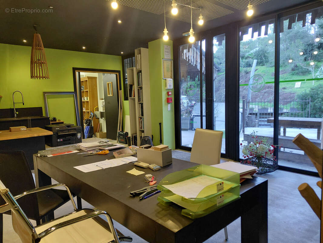 Commerce à SAINT-RAPHAEL