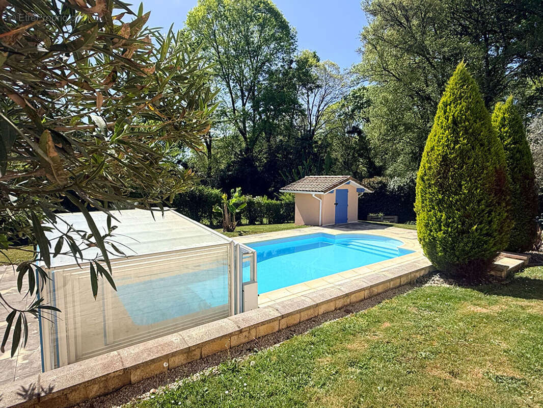 Maison à SAINTE-MARIE-DE-GOSSE