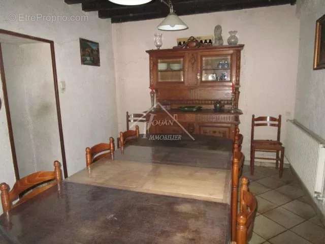 Maison à VARENNES-SUR-ALLIER