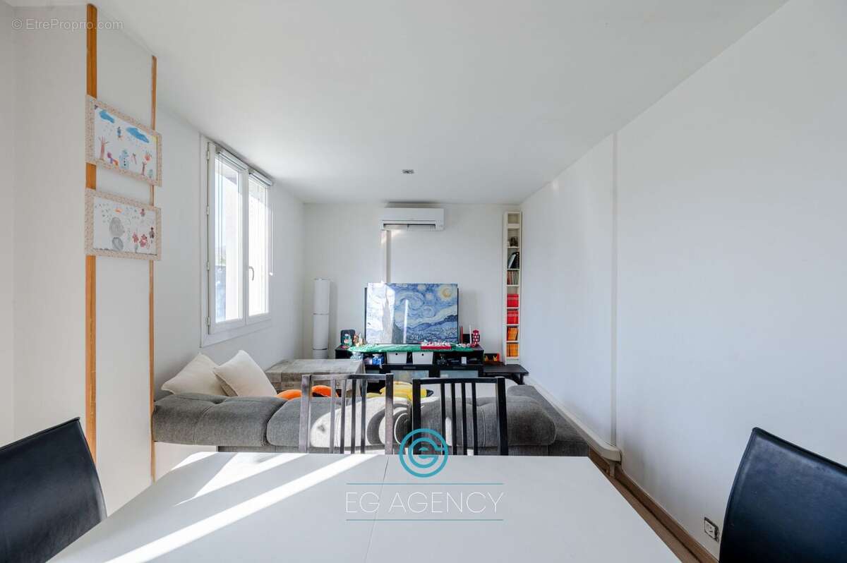 Appartement à MARSEILLE-9E