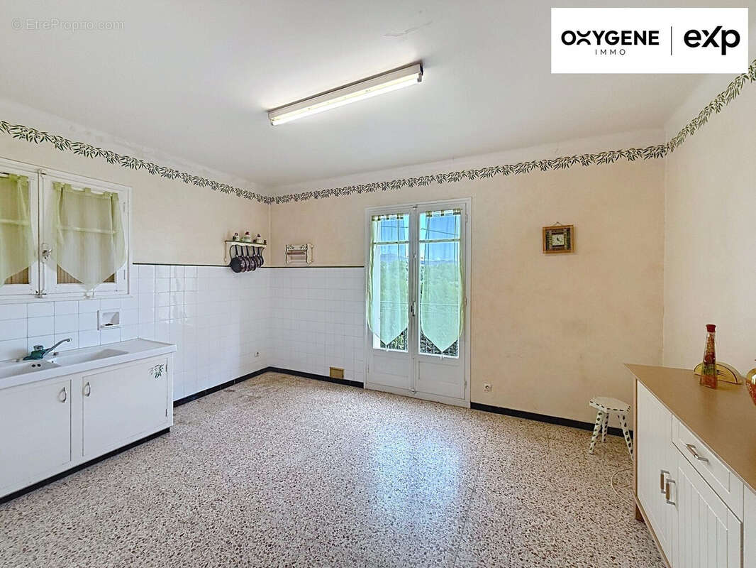 Maison 167 m² à Saint-Feliu-D'avall  - photo 9