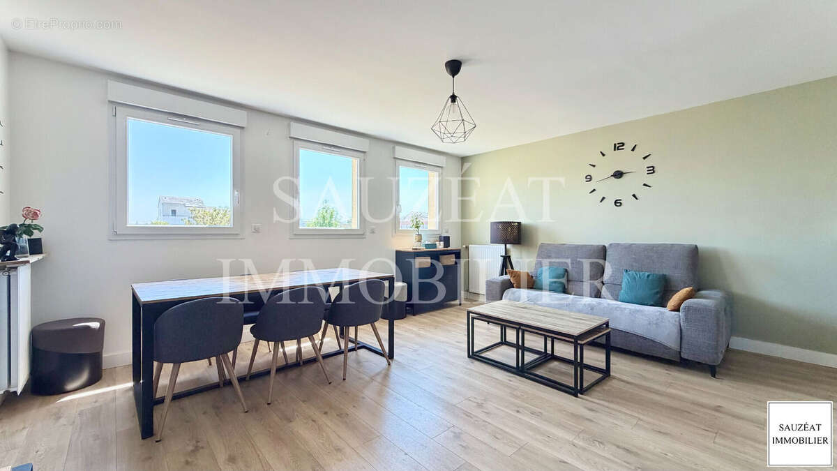 Appartement à LE PLESSIS-ROBINSON