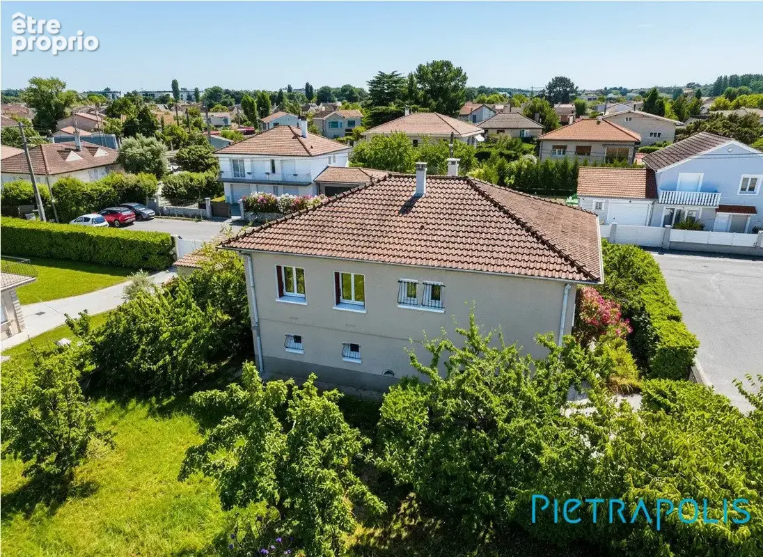Maison 7 pièces 130 m² à vendre à Meyzieu (69330) - photo 2