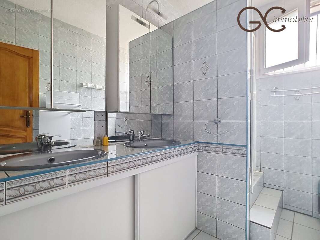 Maison à CESSENON-SUR-ORB